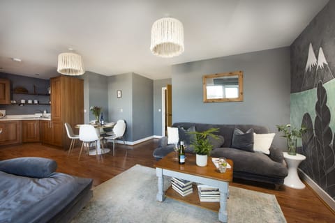 Alternate view of living room furniture arrangement - Bathsheba, Ocean 1