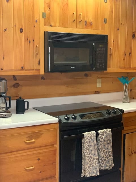 Microwave, oven, stovetop, coffee/tea maker