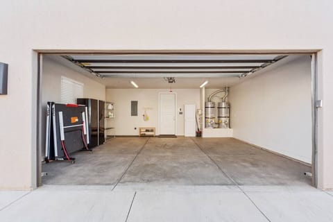 Large 2 car Garage with ping pong table