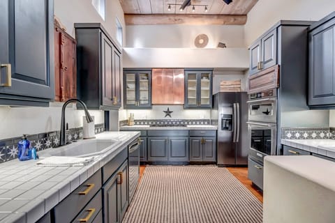 Fully Equipped Kitchen Area-Gas Range