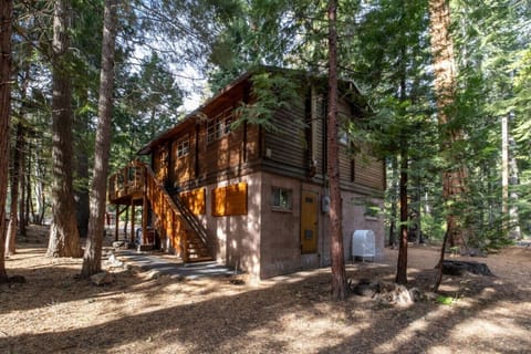 Backside view of property