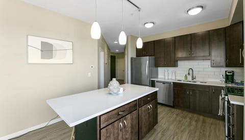 Landing at 71 France - 2 Bedrooms in Downtown Edina Appartement in Edina