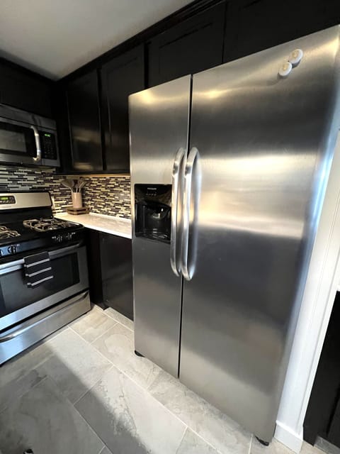 418648032 1054328068968380 1591513758922941442 n