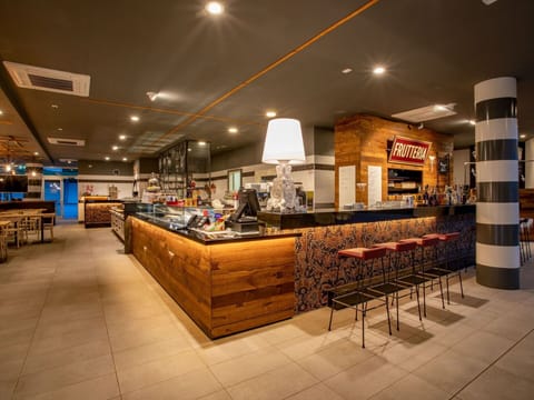 Interior Design, Street Light, Shelving, Shelf, Building, Ceiling, Display Case, Flooring