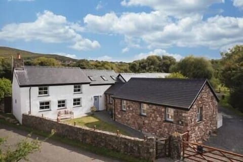 F1fc3a9c 2306 4b57 84cb 2dbf2c9c95e4