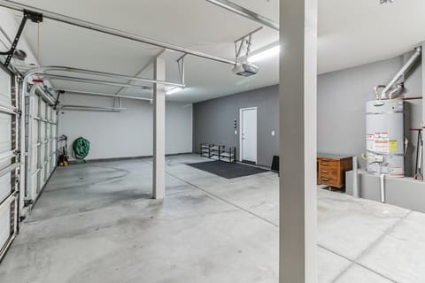 Indoors, Room, Floor, Home Decor, Rug