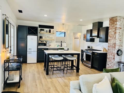 Open concept floorplan perfect for entertaining with friends or family