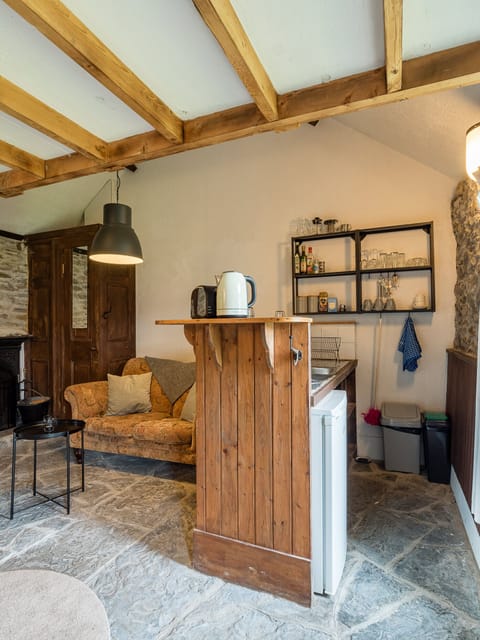 Kitchenette and Seating Area Ventry Farm Shamrock Cottage Ventry County Kerry Ireland