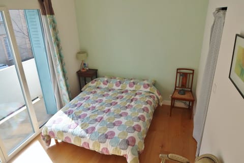 4 bedrooms, travel crib, free WiFi