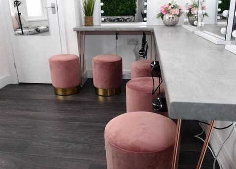 Make up & Dressing Room