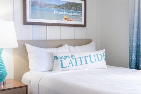 Unit with 2 Queen beds. Exact unit will be assigned upon arrival. Views, colors, and decor may vary.