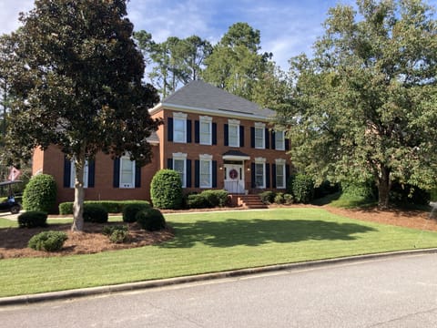 Front of home, on a corner lot, between 2 quiet cul-de-sacs