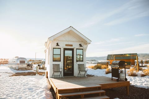 Farmhouse20Exterior201