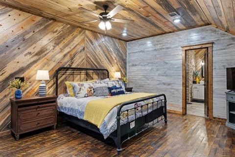 Dive into luxury with our plush bedding and pillows in the ensuite, where every night feels like a dreamy retreat