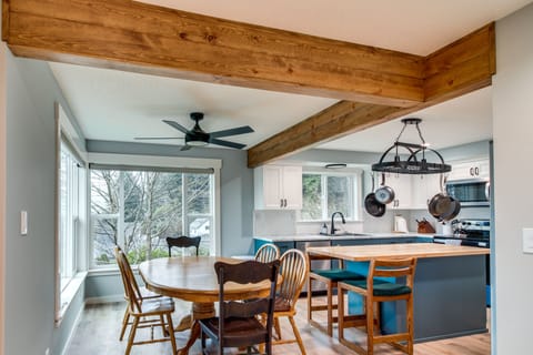 Dining Area | 1st Floor