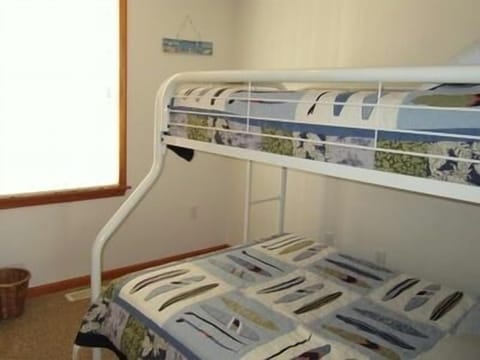 5 bedrooms, iron/ironing board, WiFi