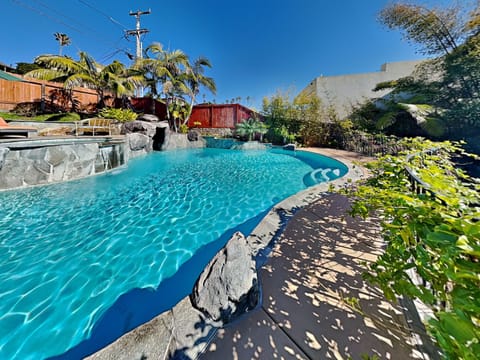 Stunning Pool with Reclining Chairs, Umbrella, Hammock, and Hot Tub