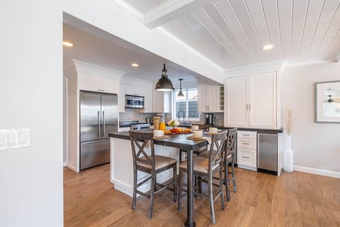 Lower level's kitchen.