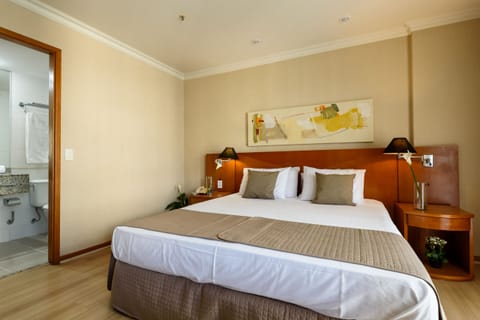 Cozy and well decorated room