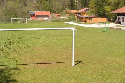 Immediate Surroundings [summer] (&lt;1 km)