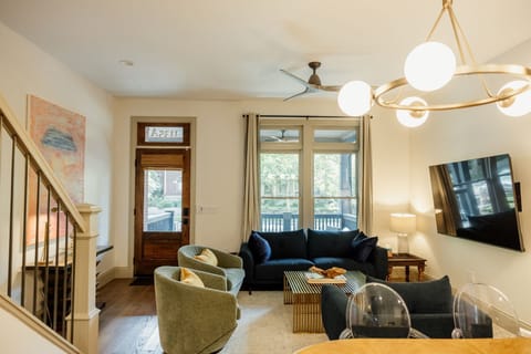 First Floor | Living Room