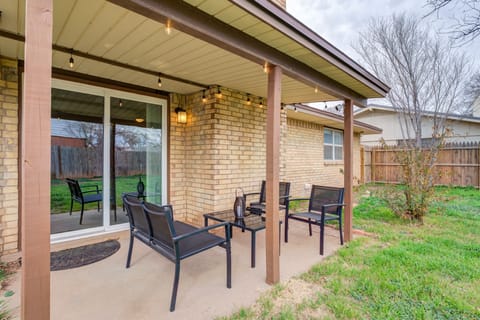 Covered Patio for just hangin out.