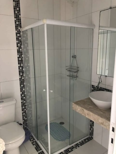 Combined shower/tub, hair dryer