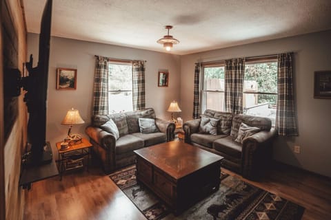 Your spacious living space perfect for a movie after a fun day in Hocking Hills