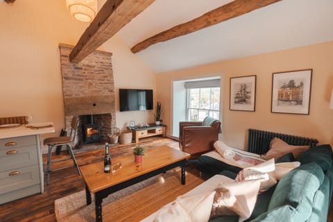 A great relaxing room- William