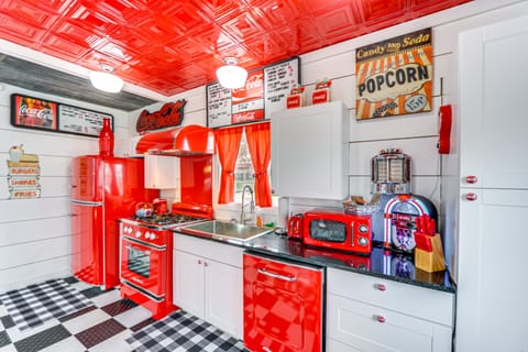 Kitchen | Cooking Basics | Keurig Coffee Maker