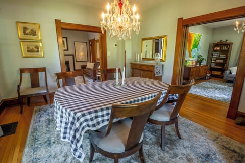 Main Level | Dining Room