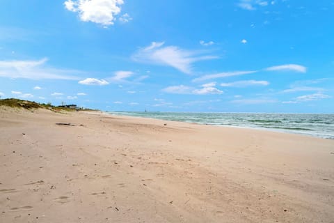 Beach nearby, sun loungers