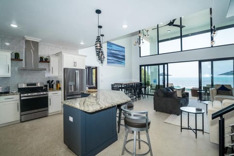 Sand Castle Vista - Spacious 4-Bed Villa in Placencia Village w/ Pool (3758)