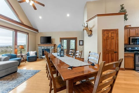 Large Kitchen table to seat all the family