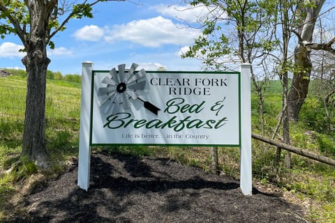 16746e9f-f4f3-4467-a51d-5b16d3e054e0