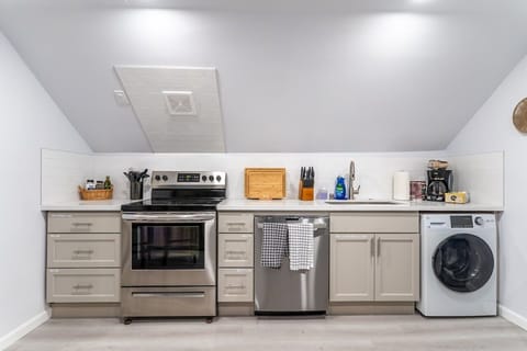 Enjoy a convenient stay with oven, dishwasher, and in-house washing facilities for effortless comfort.