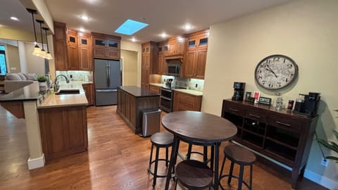 Full kitchen, seats up to 16 comfortably. High chair and two toddler chairs