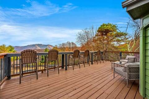 Plenty of seating for the whole family