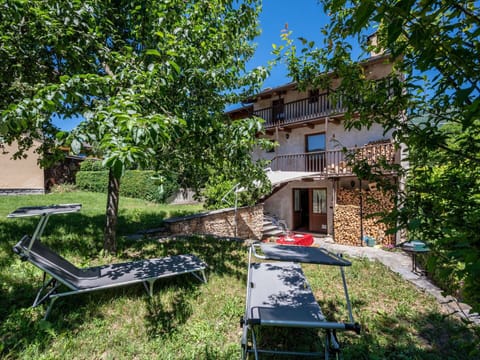 Plant, Property, Plant Community, Building, Tree, Window, Shade, Land Lot, Outdoor Furniture, House