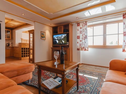 Furniture, Table, Property, Picture Frame, Couch, Wood, Window, Interior Design, Comfort, Living Room