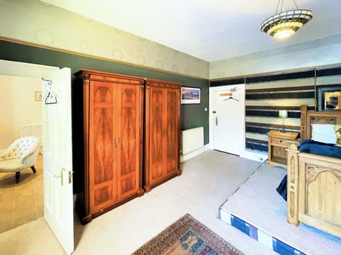 Double bedroom | The Mansion House at Kirkhill, Gorebridge, near Edinburgh