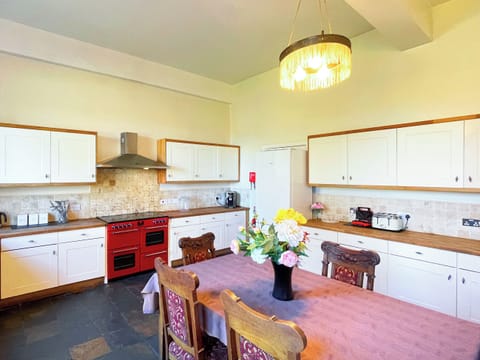 Kitchen | The Mansion House at Kirkhill, Gorebridge, near Edinburgh