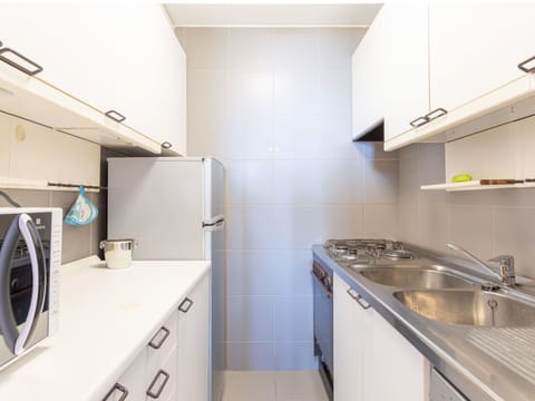 Building, Cabinetry, Kitchen Sink, House, Home Appliance, Kitchen Appliance, Interior Design, Kitchen, Kitchen Stove