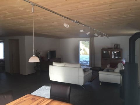 Property, Building, Shade, Wood, Interior Design, Comfort, Floor, Flooring, Window, Lamp