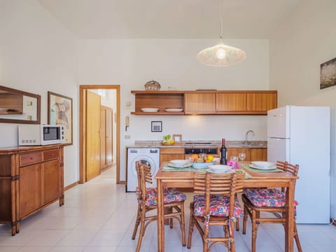 Cloud, Sky, Furniture, Shade, Outdoor Furniture, Wood, Table, Sunlounger, Folding Chair, Outdoor Table