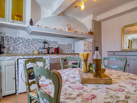 Table, Furniture, Property, Sky, Building, Couch, Azure, Cloud, Shade, Interior Design