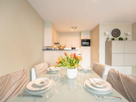 Property, Flower, Plant, Tableware, Dishware, Lighting, Interior Design, Flooring, Floor