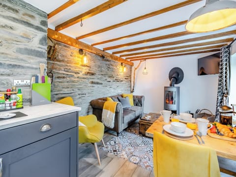 Open plan living space | Ty Rhiw, Cilgerran
