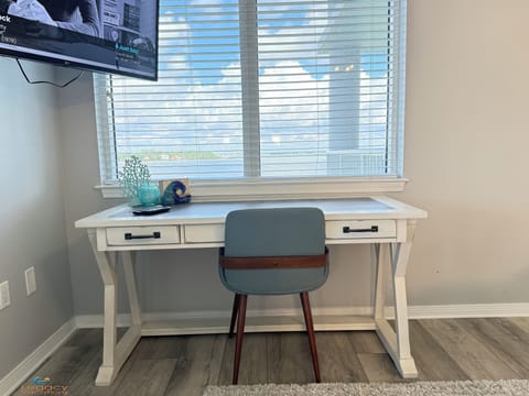 Destin West Heron 401 Master Bedroom - King Bed