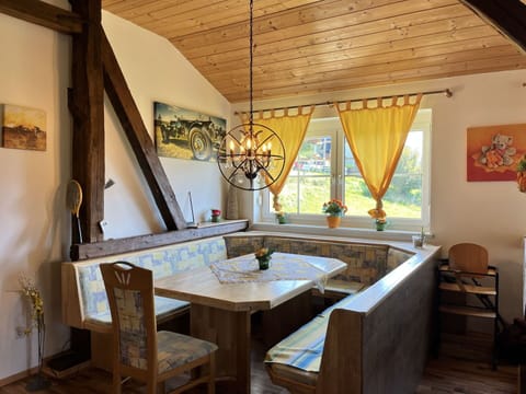 Furniture, Table, Property, Chair, Wood, Window, Interior Design, Kitchen, Beam, Countertop